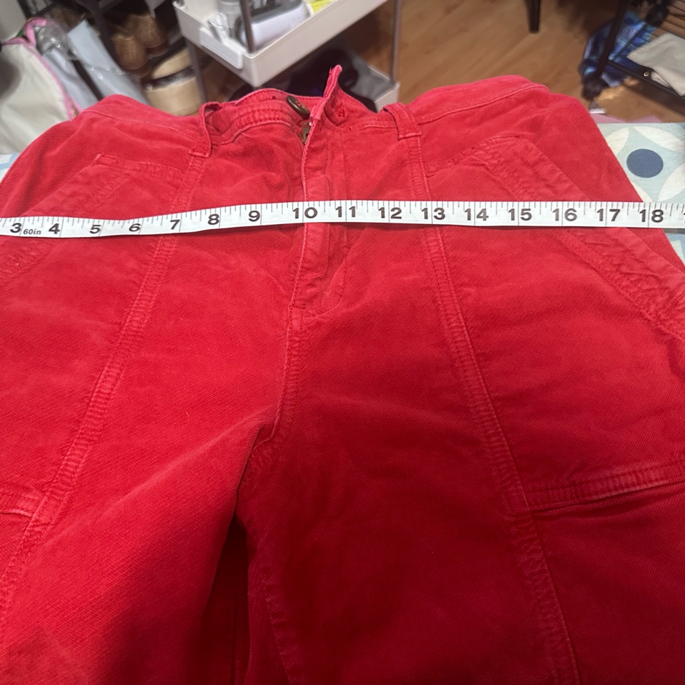 By Anthropologie Utility Barrel Leg Pants Size 6  Red Cargo Pocket - Picture 13 of 15